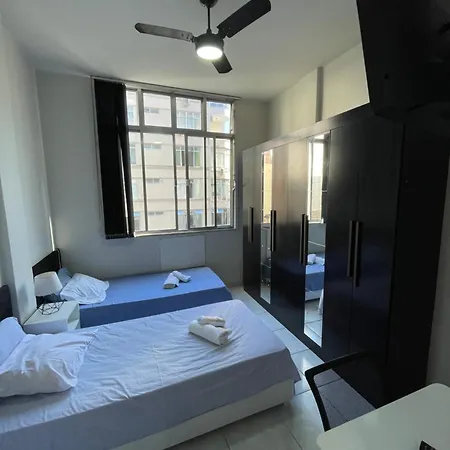 Quarto Em Copacabana Proximo Ao Metro E Praia Apartamento